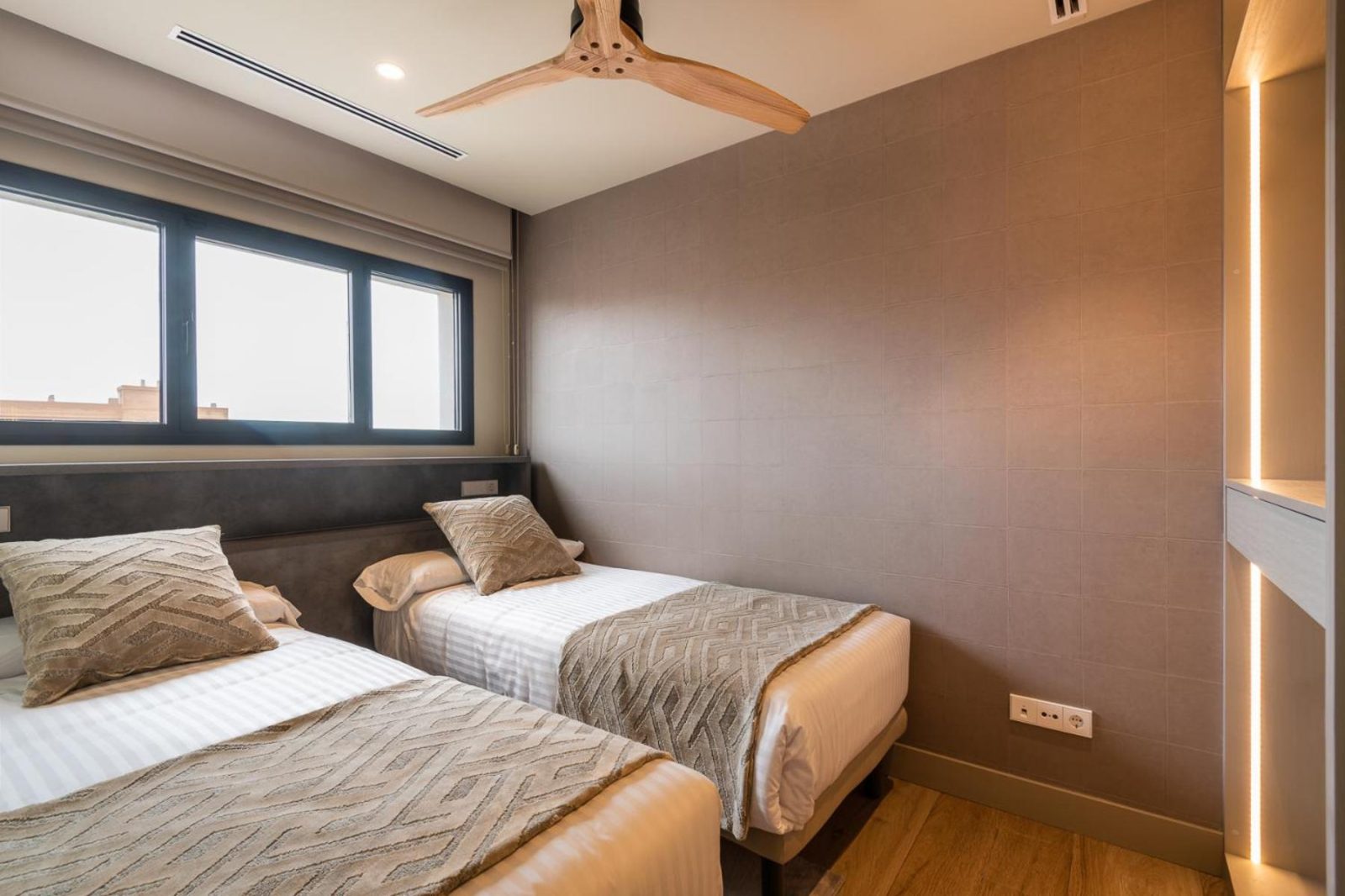 Apartamentos Core Suites Valencia — photo 4