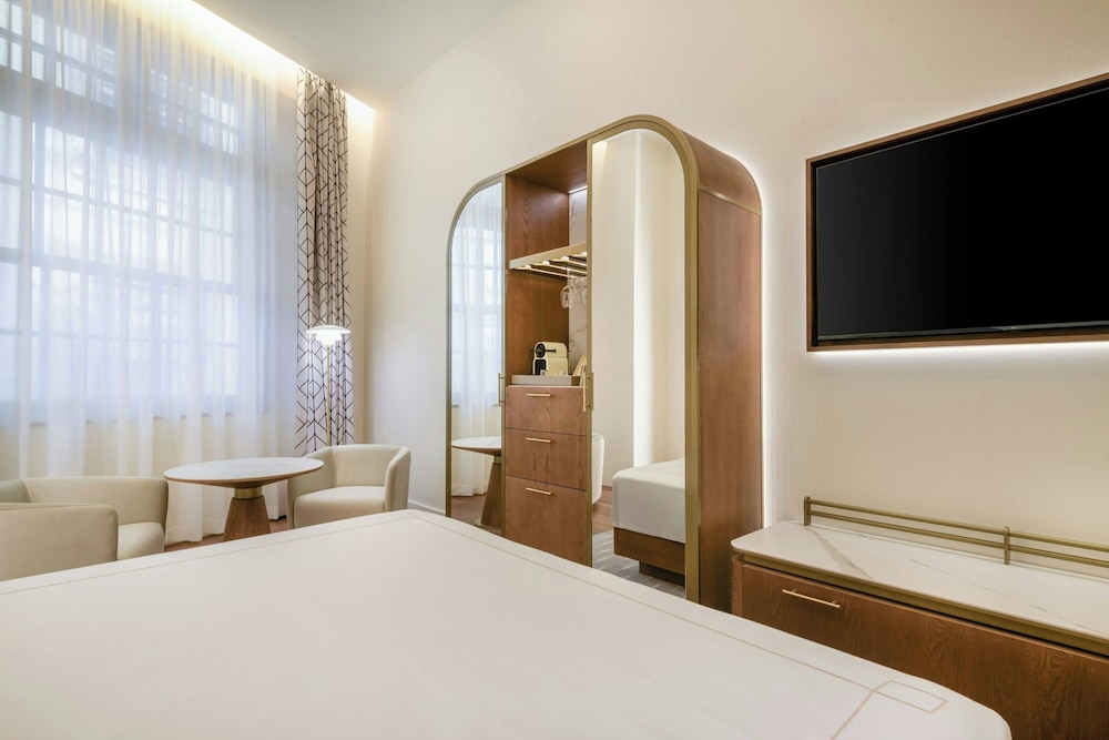 Grand Hotel Centenari, Valencia, Autograph Collection — photo 3